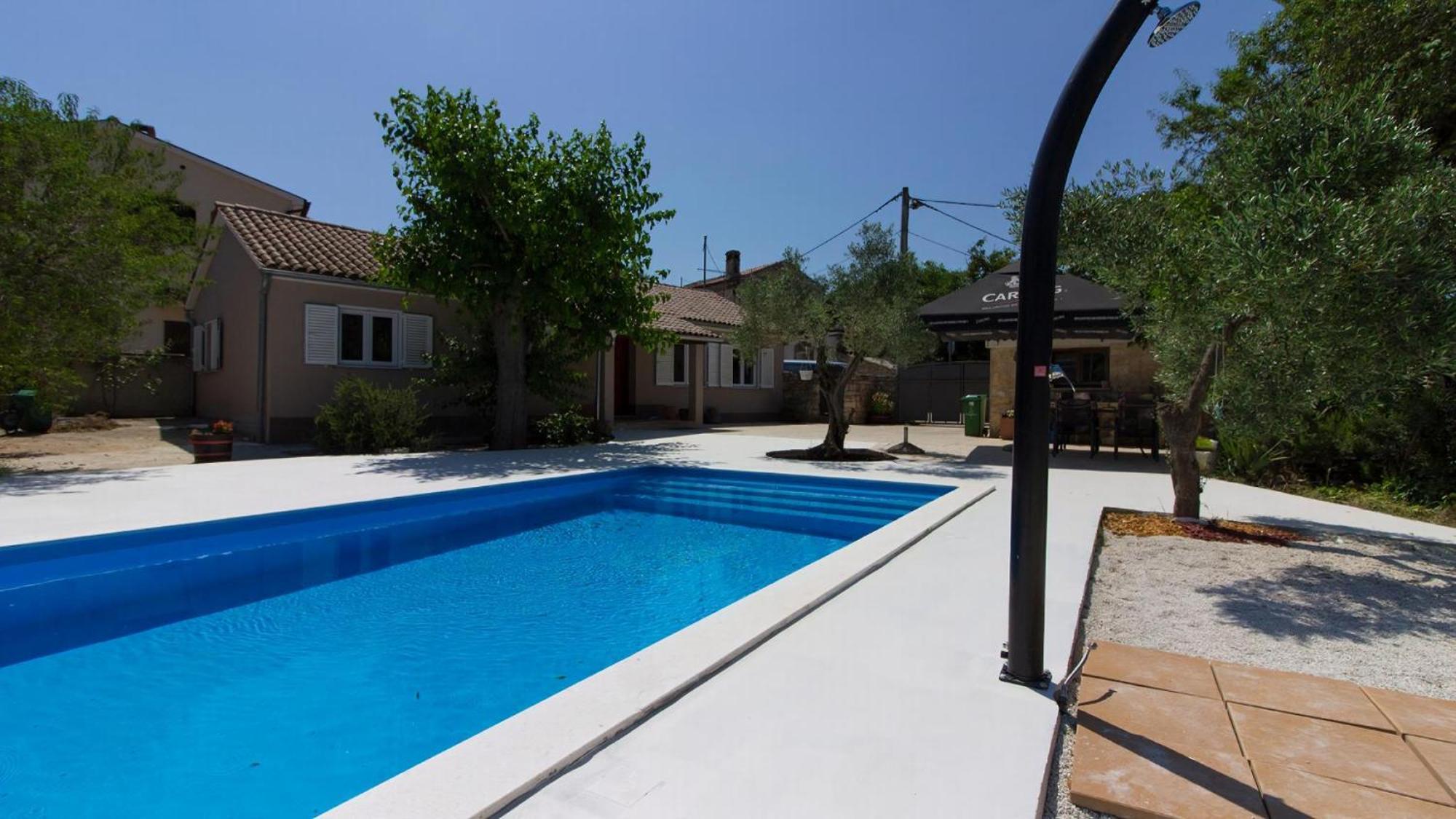 Ferienhaus Aqua Mit Pool Jadreski Exterior photo
