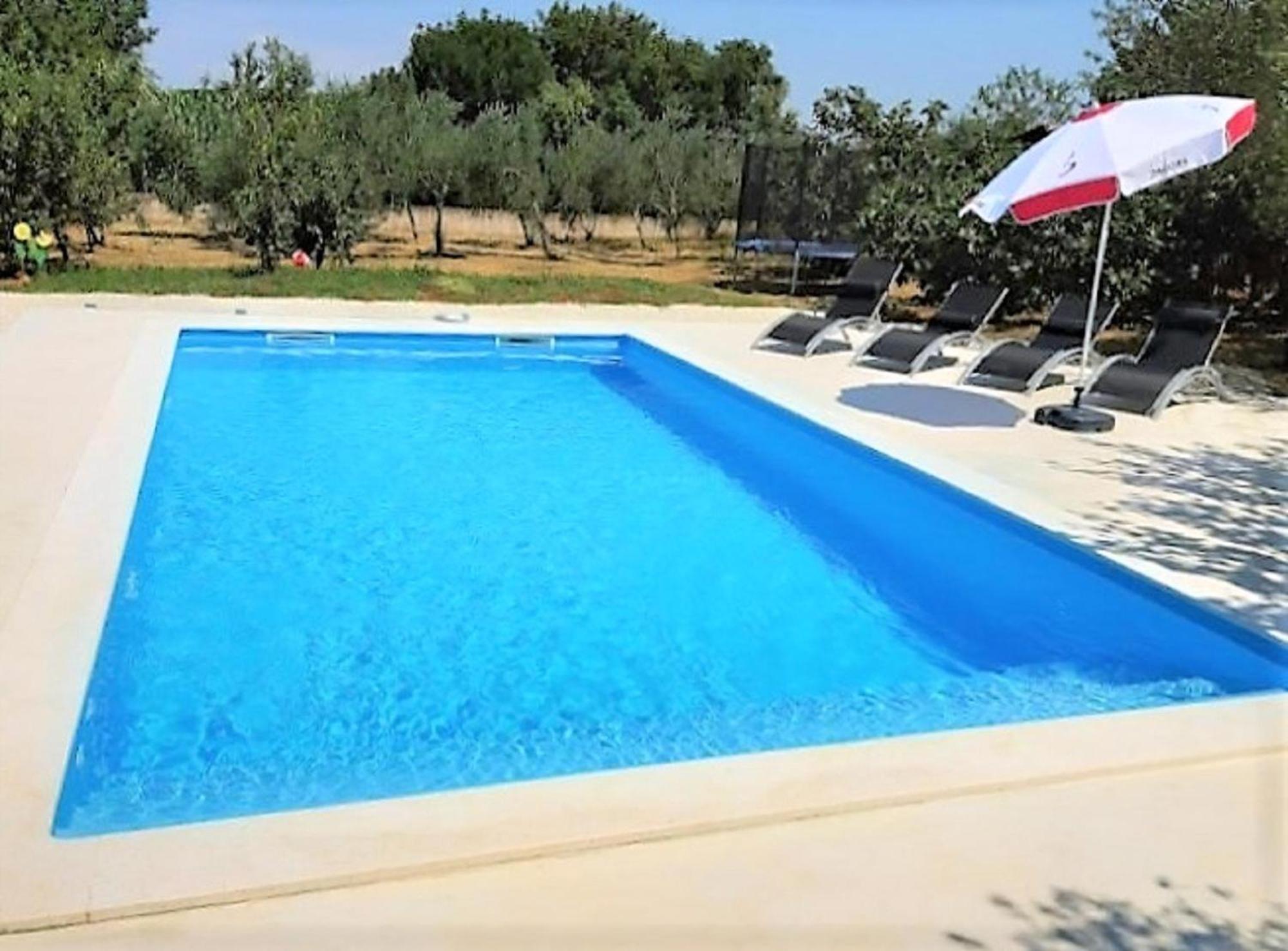 Ferienhaus Aqua Mit Pool Jadreski Exterior photo